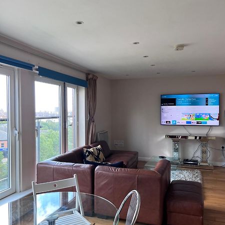 Great City Centre Getaway Apartment 2 Bed Near The Beach And Shopping Area Swansea Exterior foto
